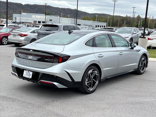 new 2025 Hyundai Sonata car, priced at $29,451