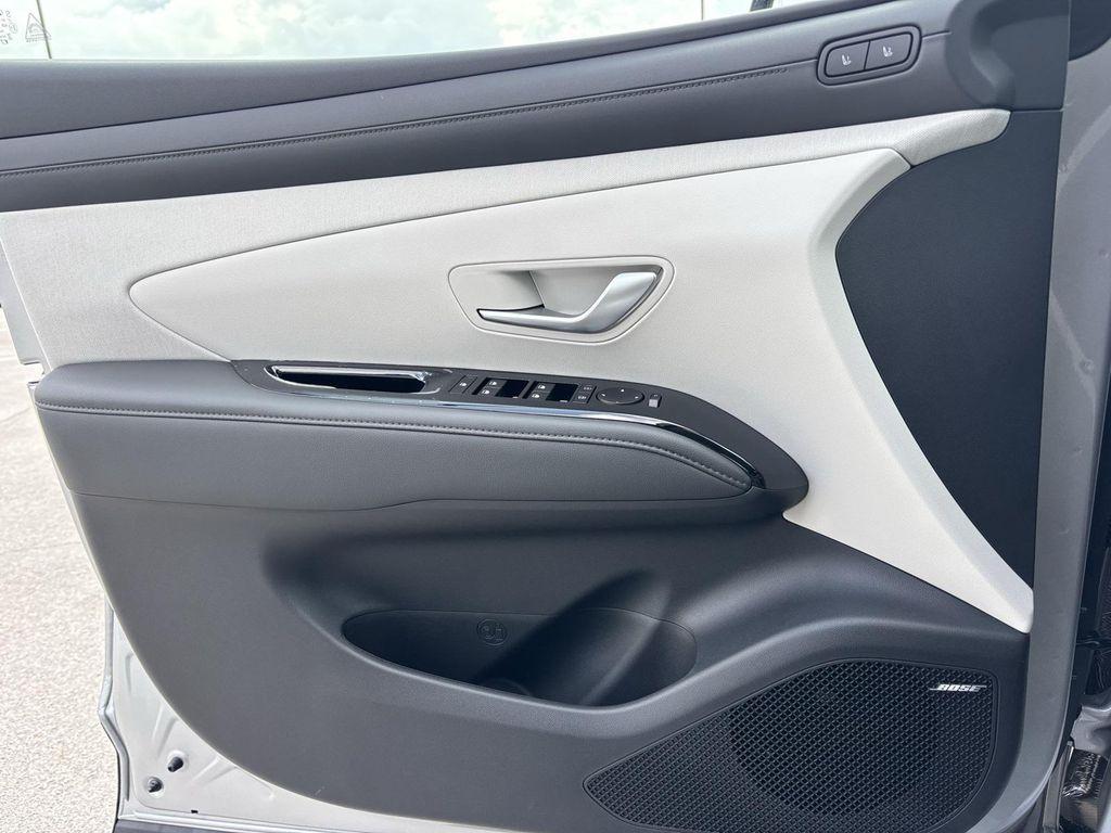 new 2025 Hyundai TUCSON Hybrid car, priced at $39,862
