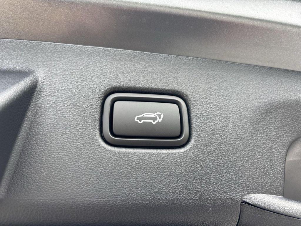 new 2025 Hyundai TUCSON Hybrid car, priced at $39,862