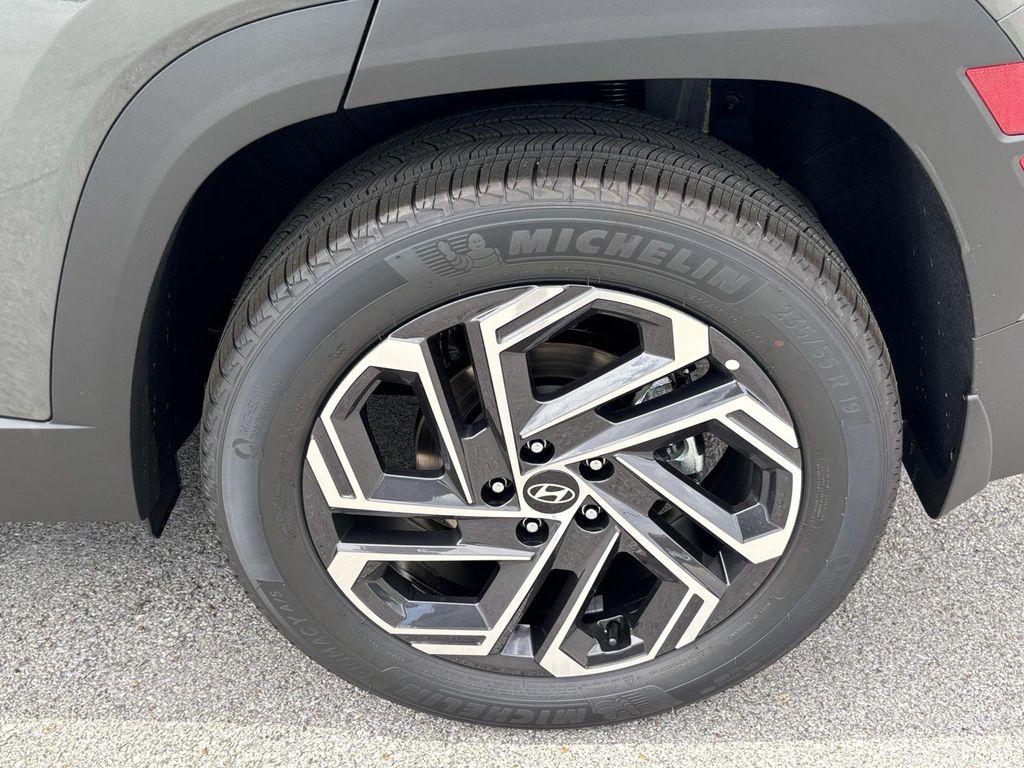 new 2025 Hyundai TUCSON Hybrid car, priced at $39,862