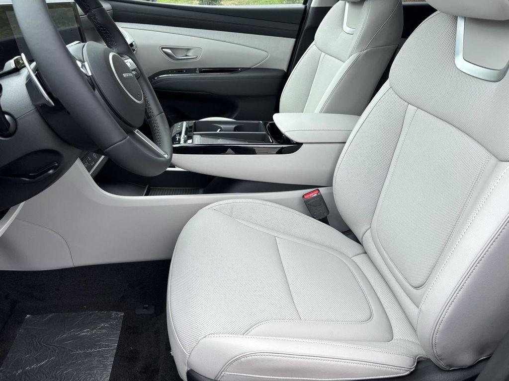 new 2025 Hyundai TUCSON Hybrid car, priced at $39,862