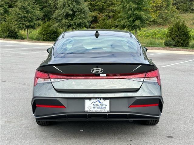 new 2025 Hyundai Elantra car, priced at $21,846