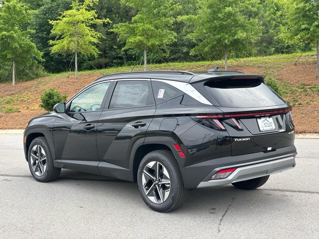 new 2025 Hyundai TUCSON Hybrid car, priced at $35,148