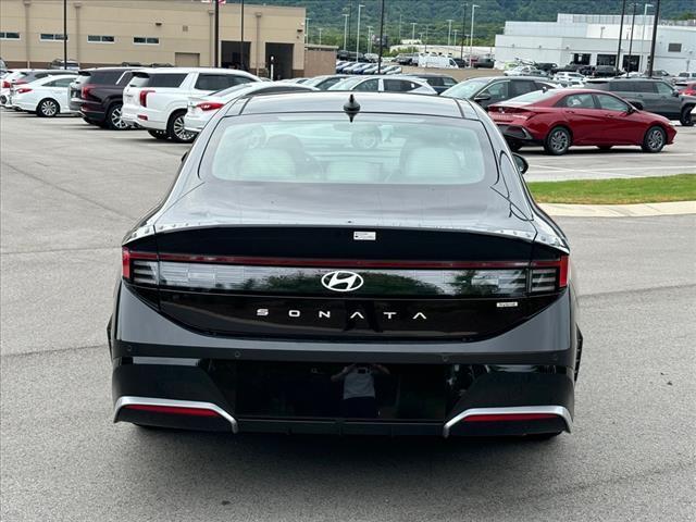 new 2024 Hyundai Sonata Hybrid car, priced at $33,890