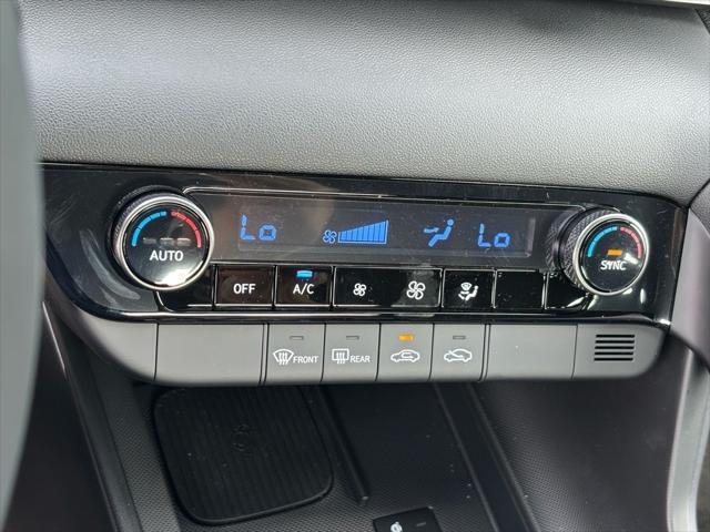 new 2025 Hyundai Elantra car, priced at $24,160
