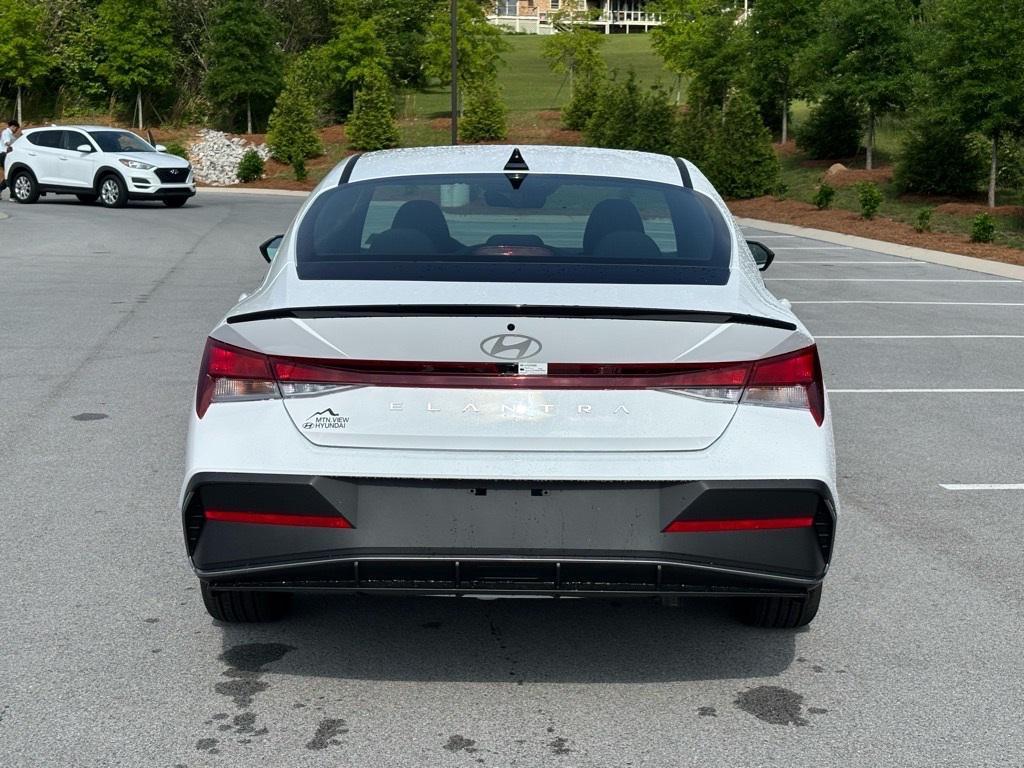 new 2025 Hyundai Elantra car, priced at $23,360