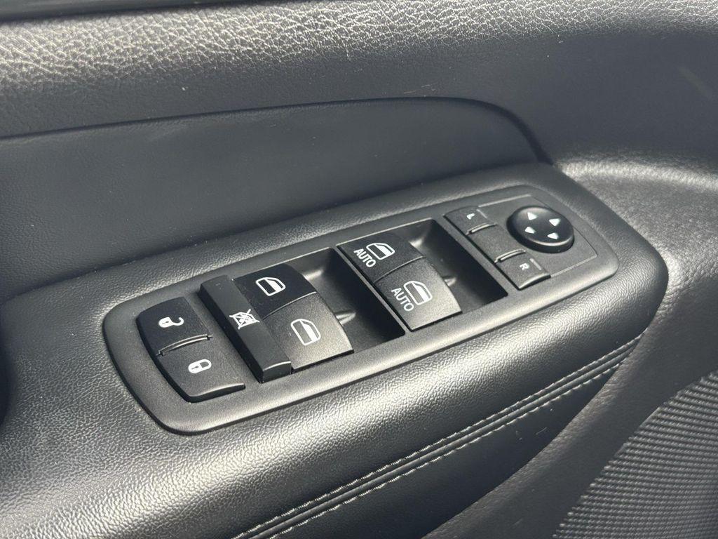 used 2019 Jeep Grand Cherokee car, priced at $18,369