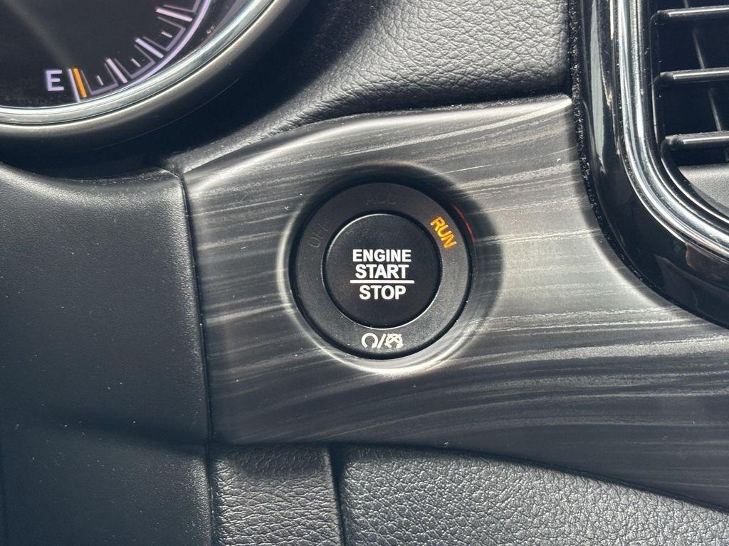 used 2019 Jeep Grand Cherokee car, priced at $18,369