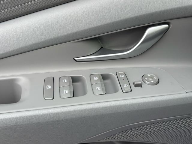 new 2025 Hyundai ELANTRA HEV car, priced at $24,959
