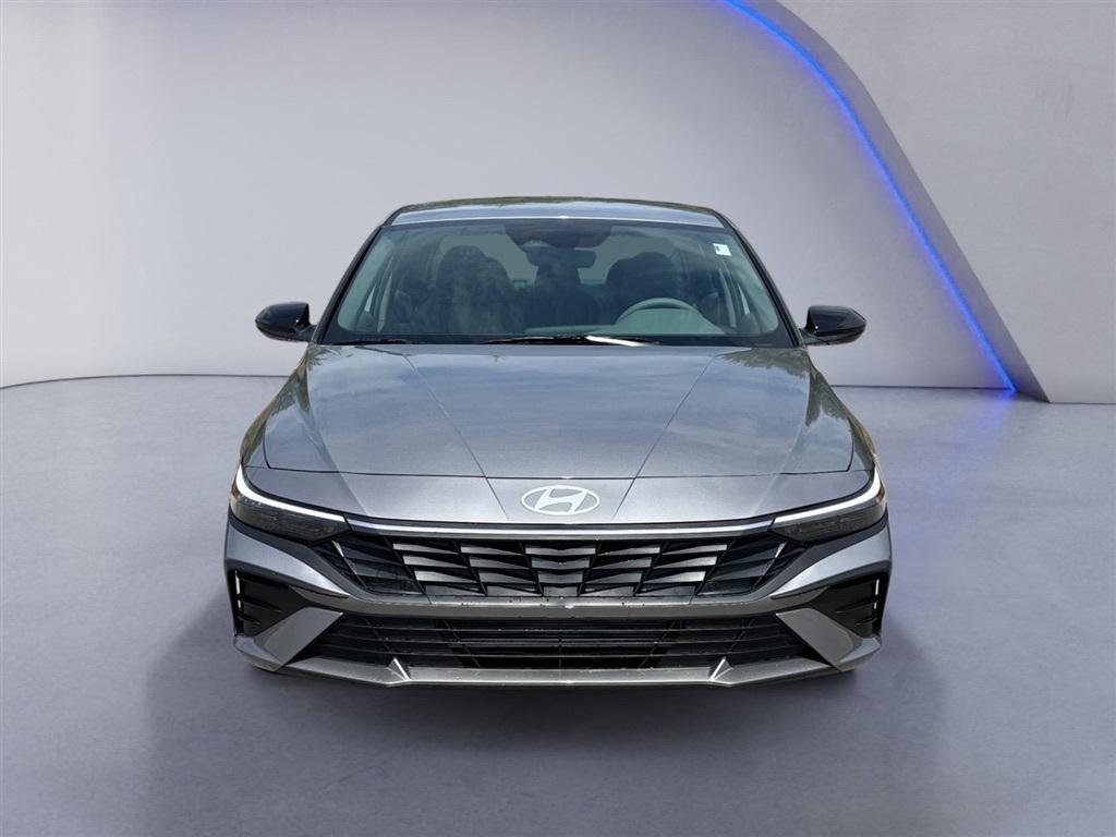 new 2025 Hyundai Elantra car, priced at $22,628