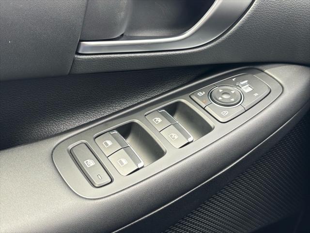 new 2025 Hyundai Sonata Hybrid car, priced at $31,075