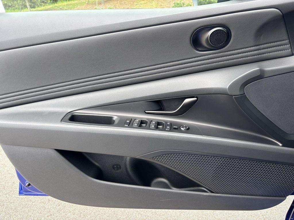 new 2025 Hyundai Elantra car, priced at $22,628