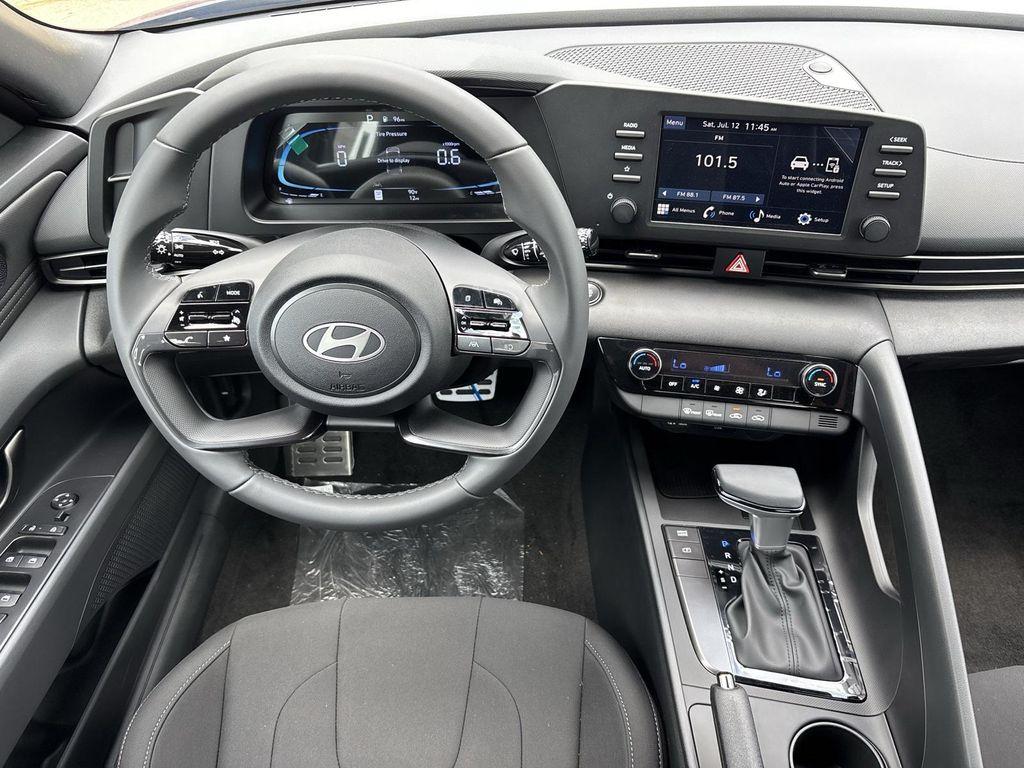 new 2025 Hyundai Elantra car, priced at $22,628