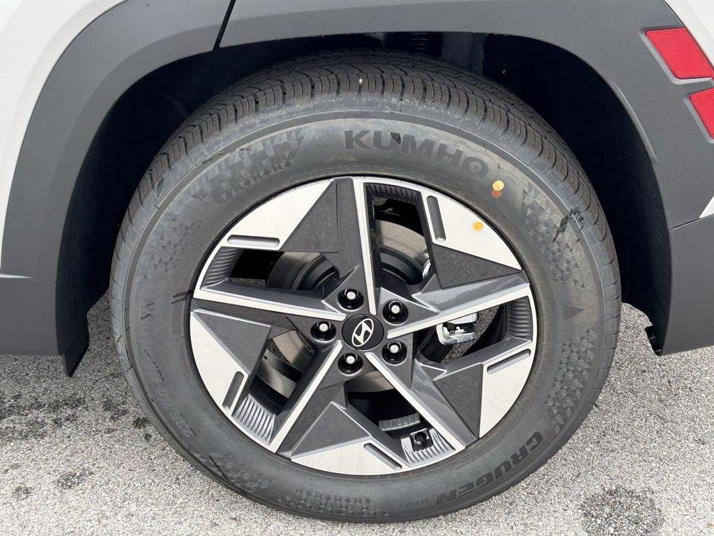 new 2025 Hyundai Tucson car, priced at $32,150