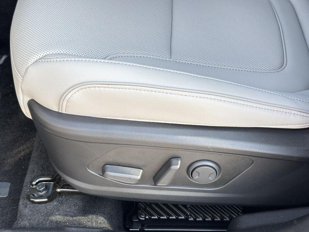 new 2025 Hyundai Tucson car, priced at $37,095