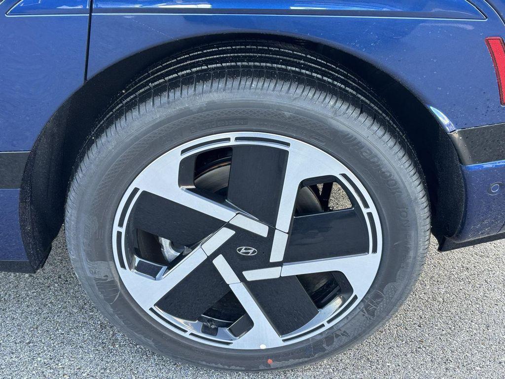 new 2026 Hyundai IONIQ 9 car, priced at $75,078