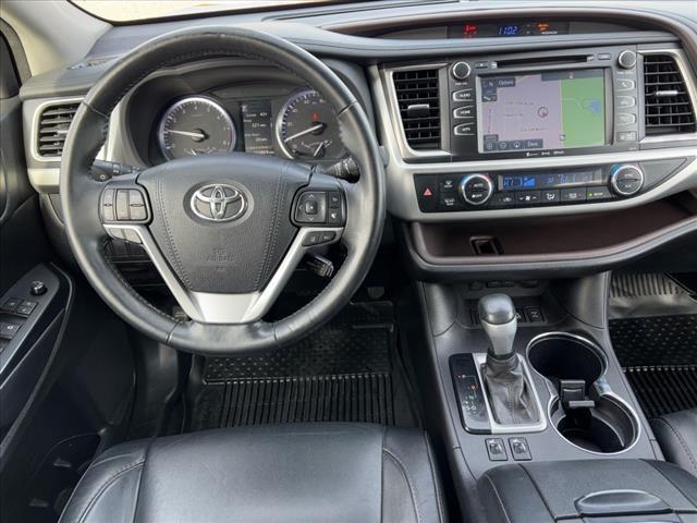 used 2017 Toyota Highlander car, priced at $21,710