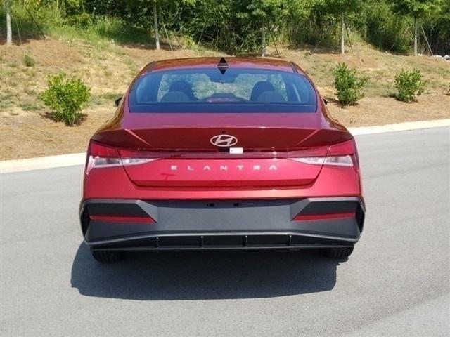 new 2024 Hyundai Elantra car, priced at $21,765