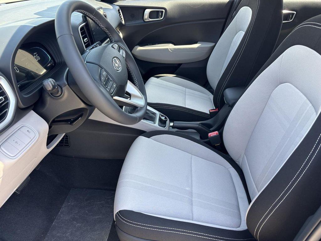 new 2025 Hyundai Venue car, priced at $22,543