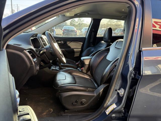 used 2020 Jeep Cherokee car, priced at $11,995