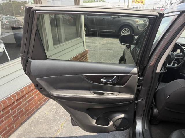 used 2019 Nissan Rogue car, priced at $11,695