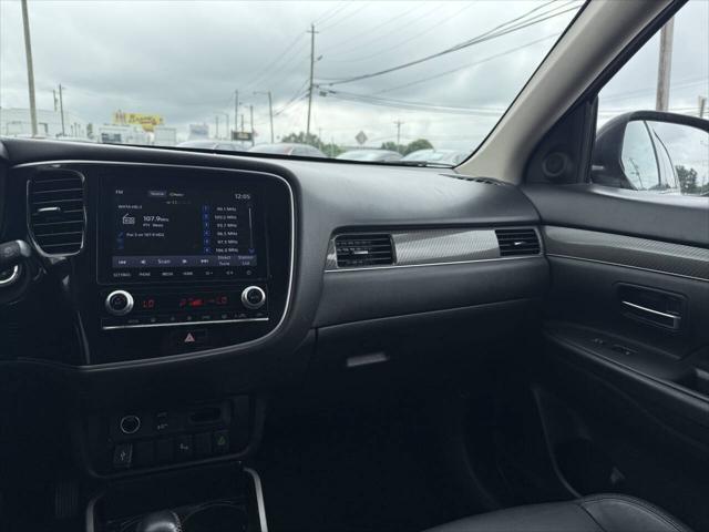 used 2020 Mitsubishi Outlander car, priced at $13,995
