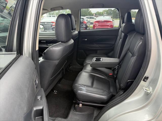 used 2020 Mitsubishi Outlander car, priced at $13,995