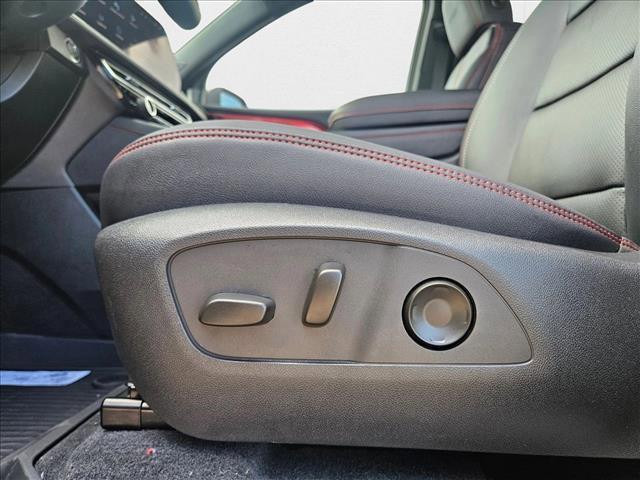 new 2026 Chevrolet Traverse car, priced at $59,220
