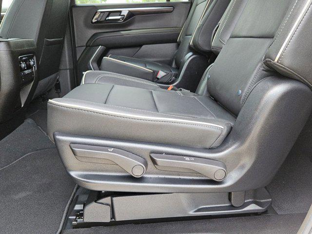 new 2025 Chevrolet Suburban car, priced at $81,555