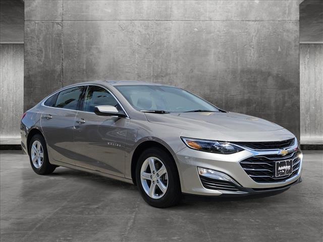 new 2025 Chevrolet Malibu car, priced at $27,495