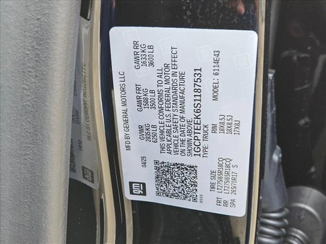 new 2025 Chevrolet Colorado car, priced at $44,515