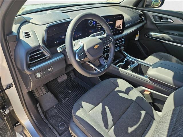 new 2025 Chevrolet Traverse car, priced at $43,255