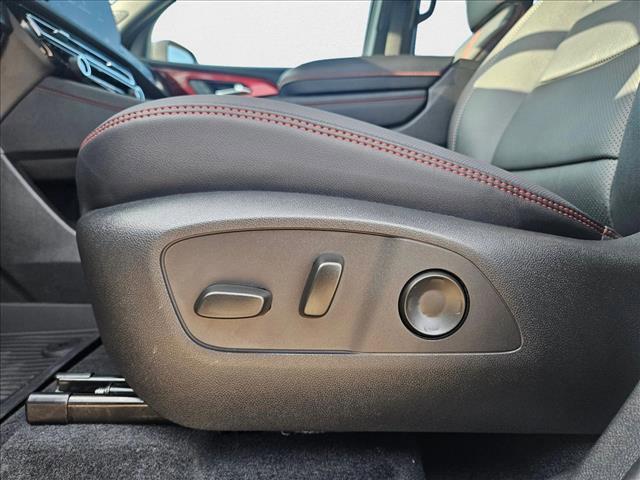 new 2026 Chevrolet Traverse car, priced at $60,215