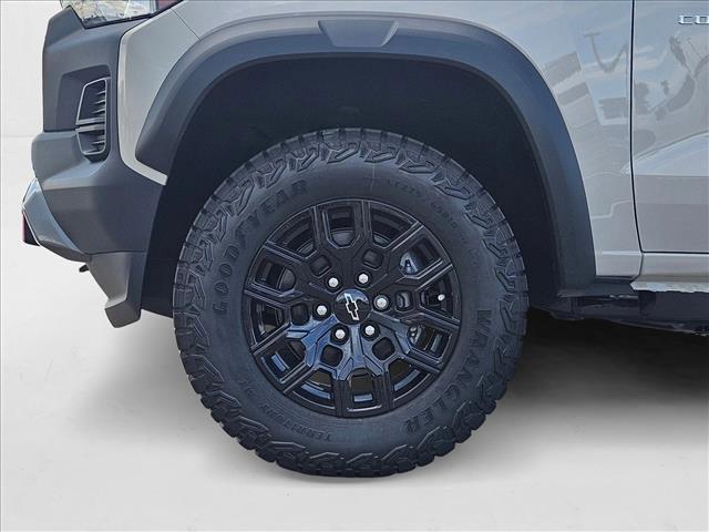 new 2026 Chevrolet Colorado car, priced at $45,880