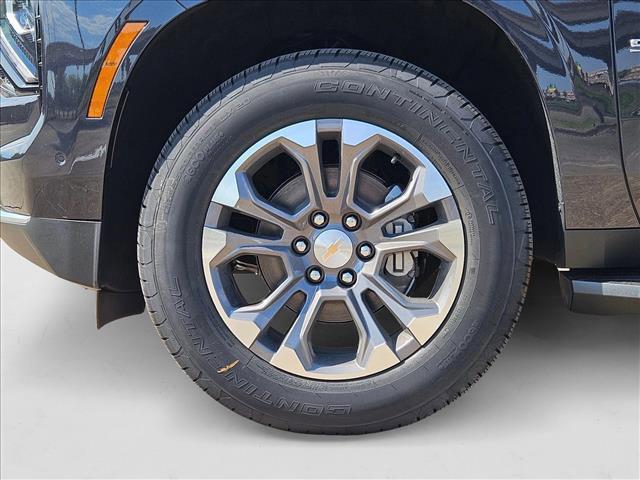new 2025 Chevrolet Suburban car, priced at $74,690