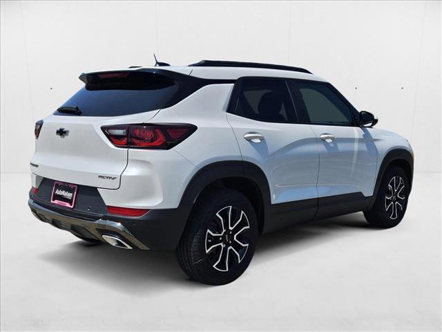 new 2025 Chevrolet TrailBlazer car, priced at $33,720