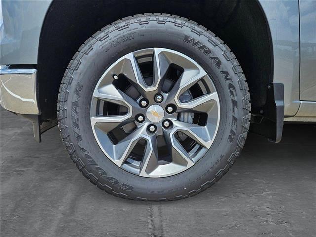 new 2025 Chevrolet Silverado 1500 car, priced at $52,109