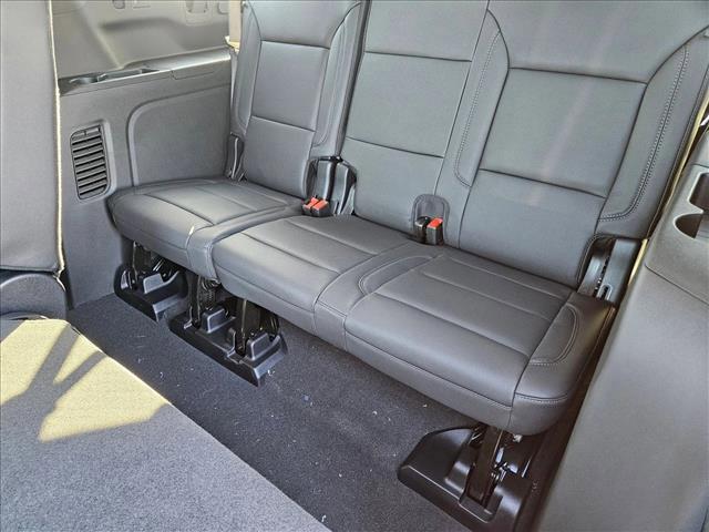 new 2025 Chevrolet Suburban car, priced at $68,295