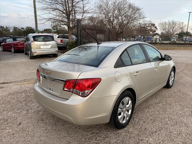 used 2014 Chevrolet Cruze car, priced at $5,495