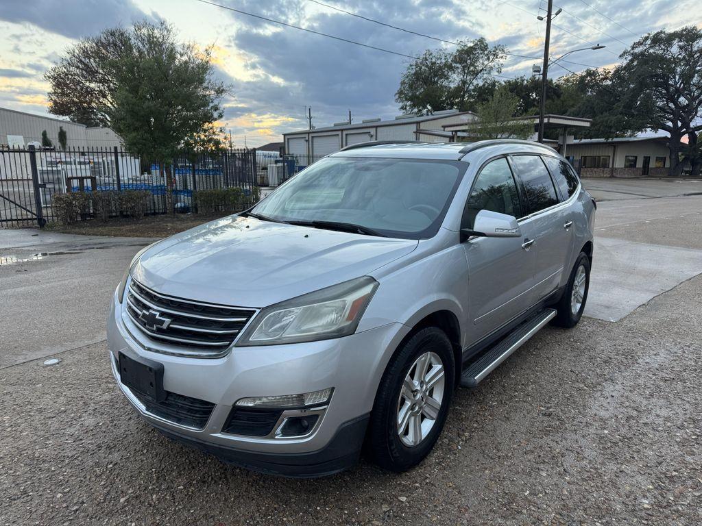 used 2014 Chevrolet Traverse car, priced at $4,995