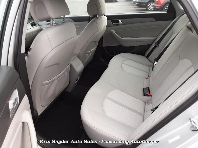 used 2016 Hyundai Sonata Hybrid car, priced at $11,900