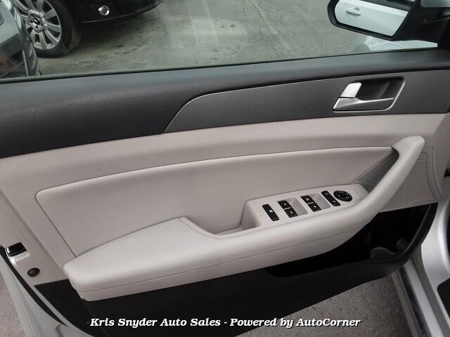 used 2016 Hyundai Sonata Hybrid car, priced at $11,900