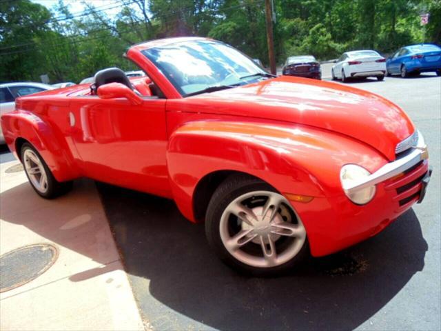used 2005 Chevrolet SSR car, priced at $26,988