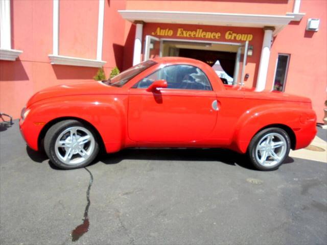 used 2005 Chevrolet SSR car, priced at $26,988