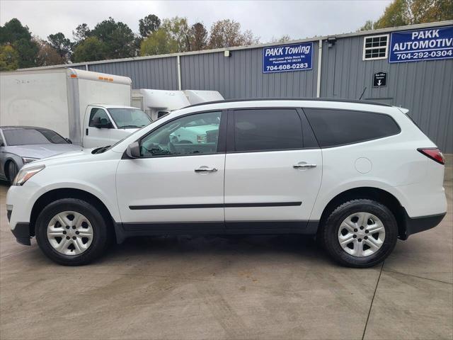 used 2016 Chevrolet Traverse car, priced at $7,500