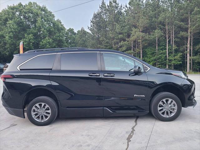 used 2022 Toyota Sienna car, priced at $56,900