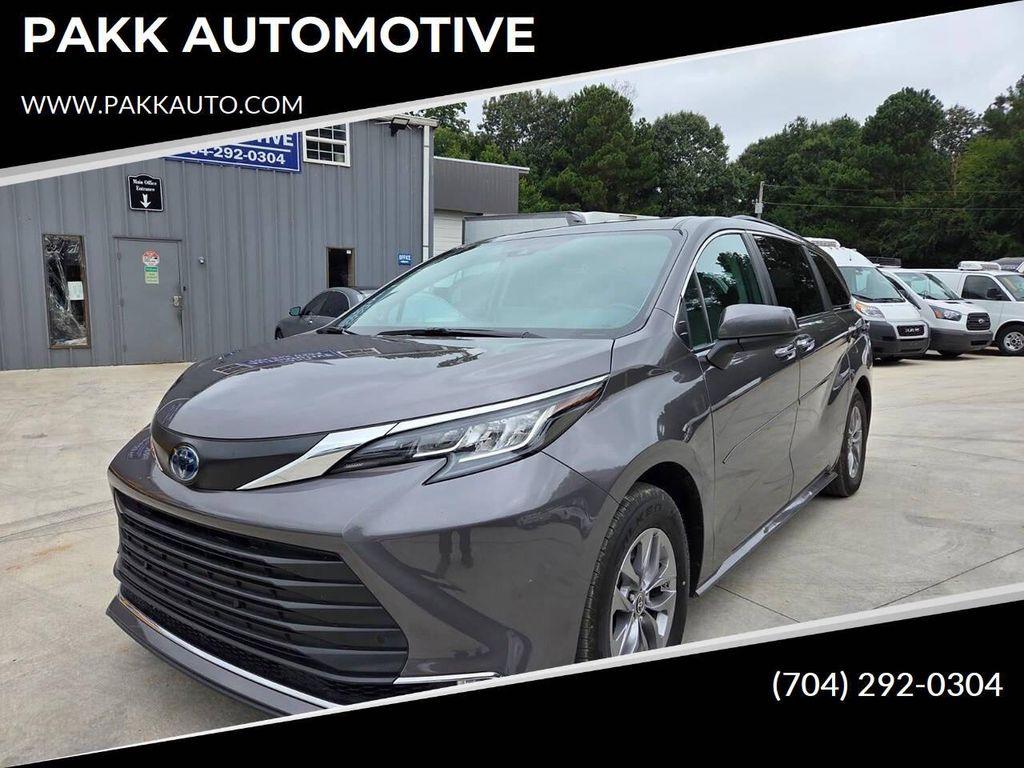 used 2022 Toyota Sienna car, priced at $28,900