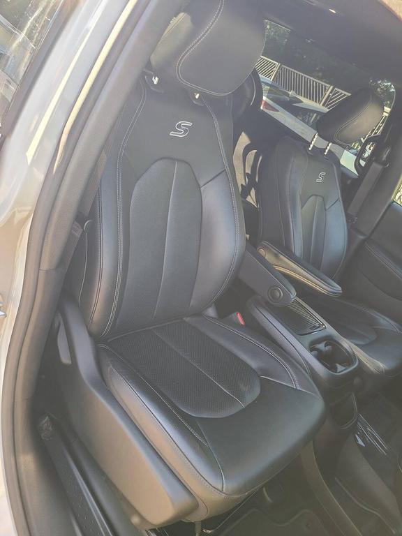 used 2021 Chrysler Pacifica car, priced at $47,700