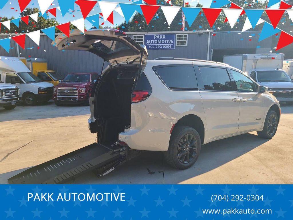used 2021 Chrysler Pacifica car, priced at $47,700