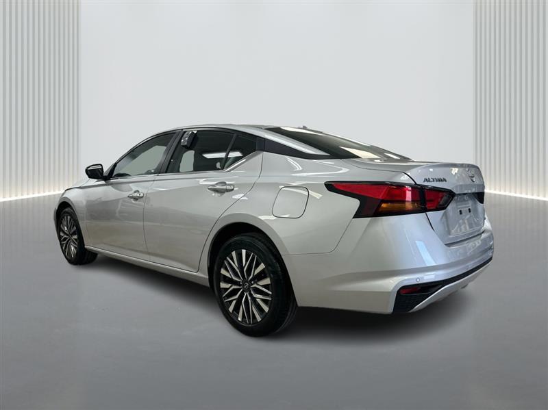used 2025 Nissan Altima car, priced at $20,900
